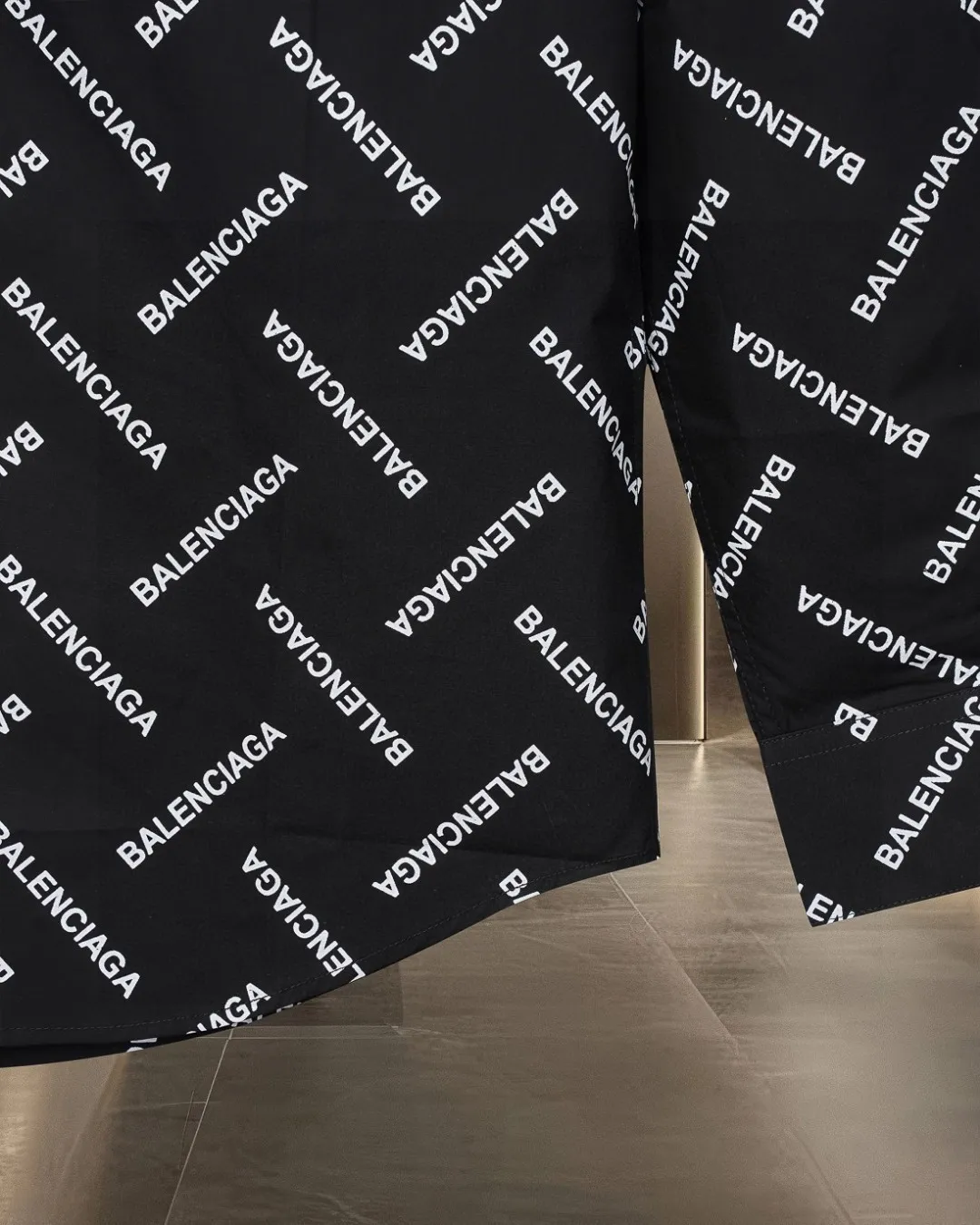 Balenciaga 🔥Hot Sale LOGO 2025ss New Arrival ， Logo Premium ， Breathable ， ， ，✅ logo ， 。 ， Quality。 ！ ， ！🐍Sizes：M-XXL